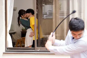 Khi bố anh xã nhìn thấy vợ sắp cưới của con trai “thẩm du”