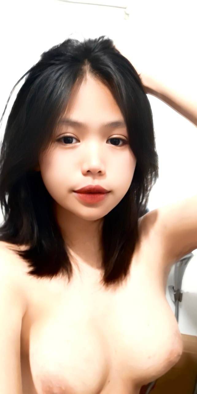 Giận gã chồng, vợ yêu sang nhà đưa bướm cho bạn thân của chồng địt